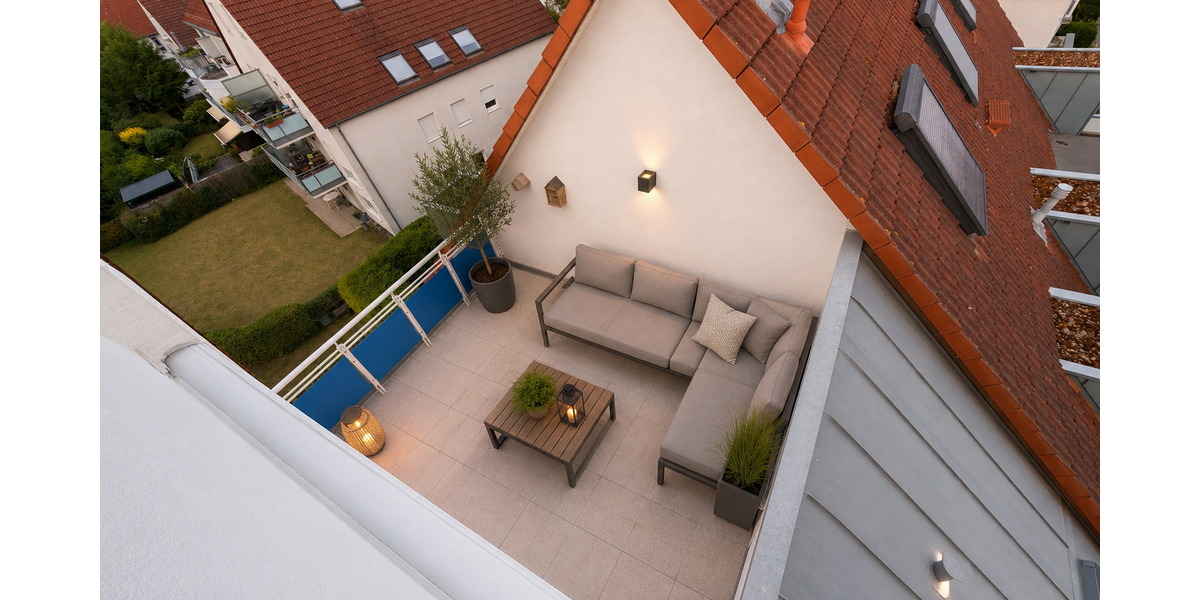 Südterrasse mit Dekobeispiel